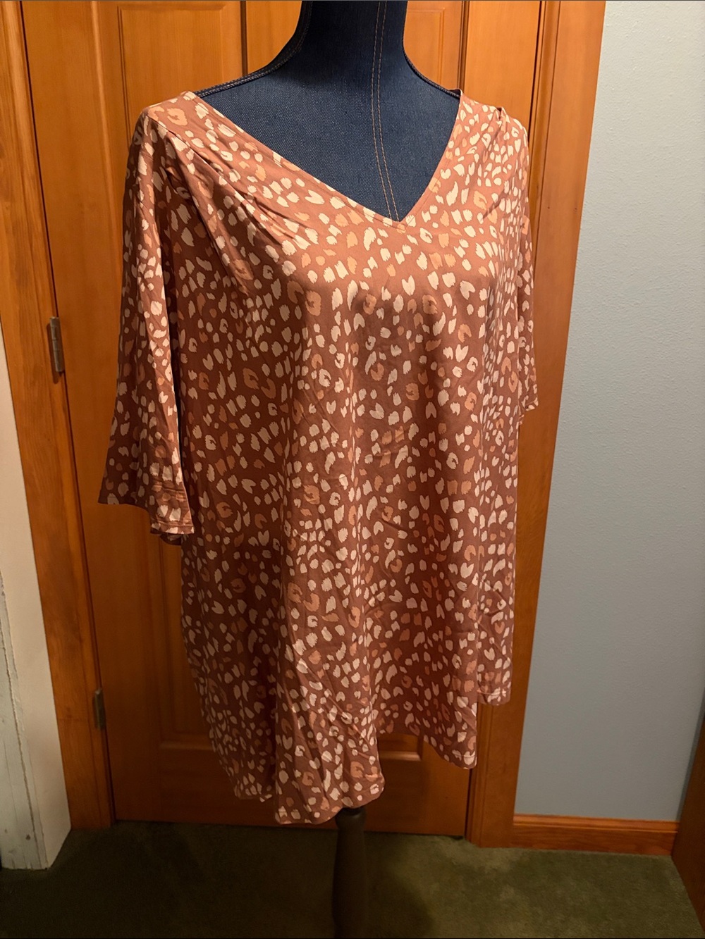Isabel Maternity by Ingrid & Isabel Rust Leopard Print V-Neck Maternity Tunic